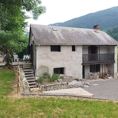 Maison Pyreneene Casa de Férias