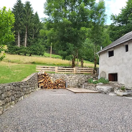 Maison Pyreneene Casa de Férias *