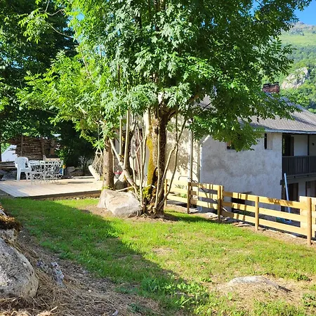 Casa de Férias Maison Pyreneene *